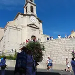 Le 8 A *