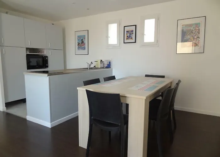 Holiday home Le 8 A Sete